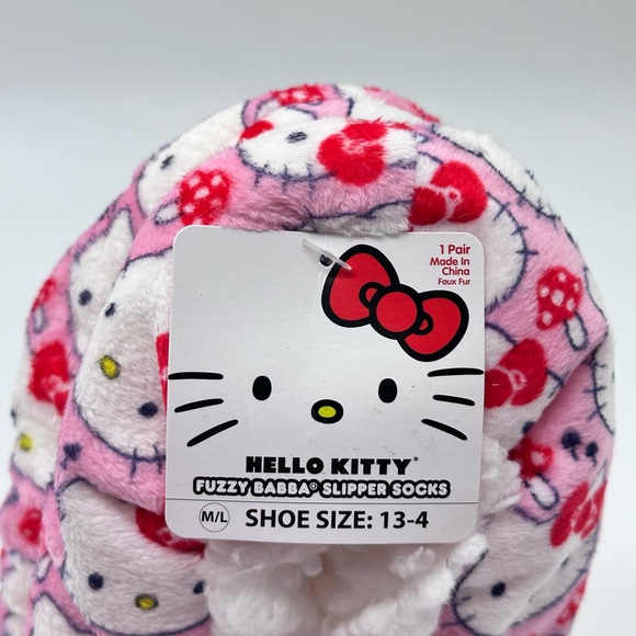 Hello Kitty Kids Fuzzy Babba Slippers Socks Size M/L Shoe Size 13-4 - Picture 2 of 6